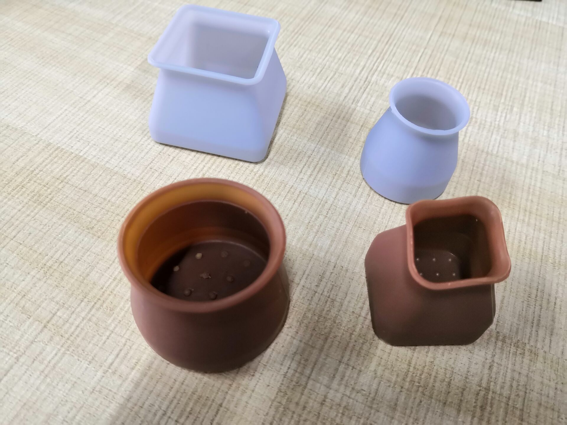 硅膠椅子桌子腳套的思考