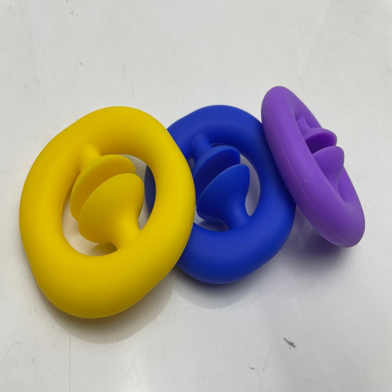 專業(yè)生產(chǎn)硅膠握力器 硅膠手掌訓練器 硅膠帶吸盤握力器定制廠家