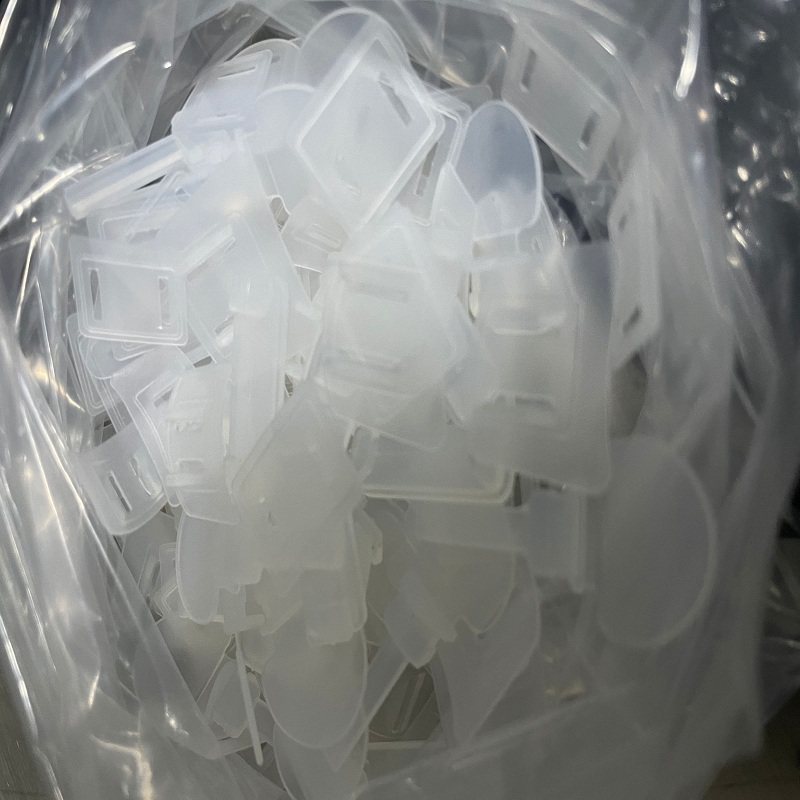 醫(yī)療級硅膠呼吸口罩需要注意什么問題