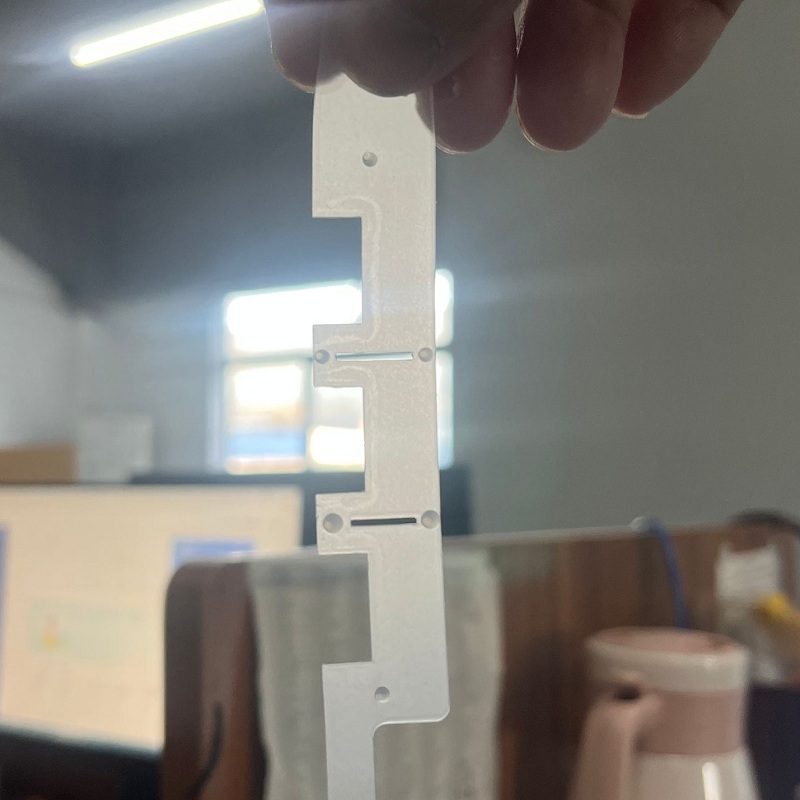 透明硅膠產(chǎn)品表里有印痕的原因分析
