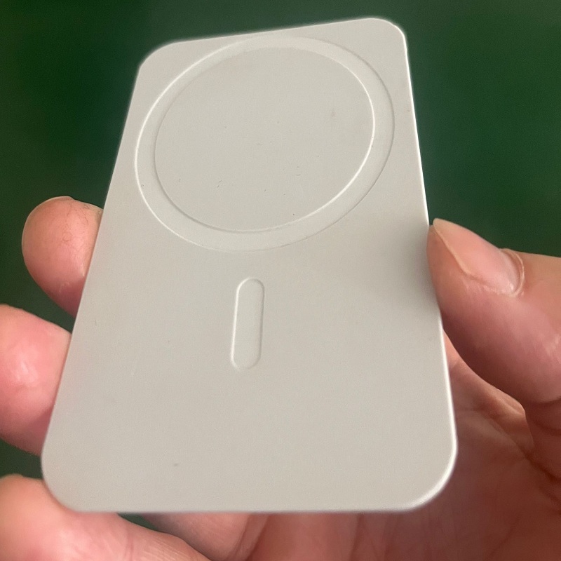 無線充電硅膠包塑膠板的問題