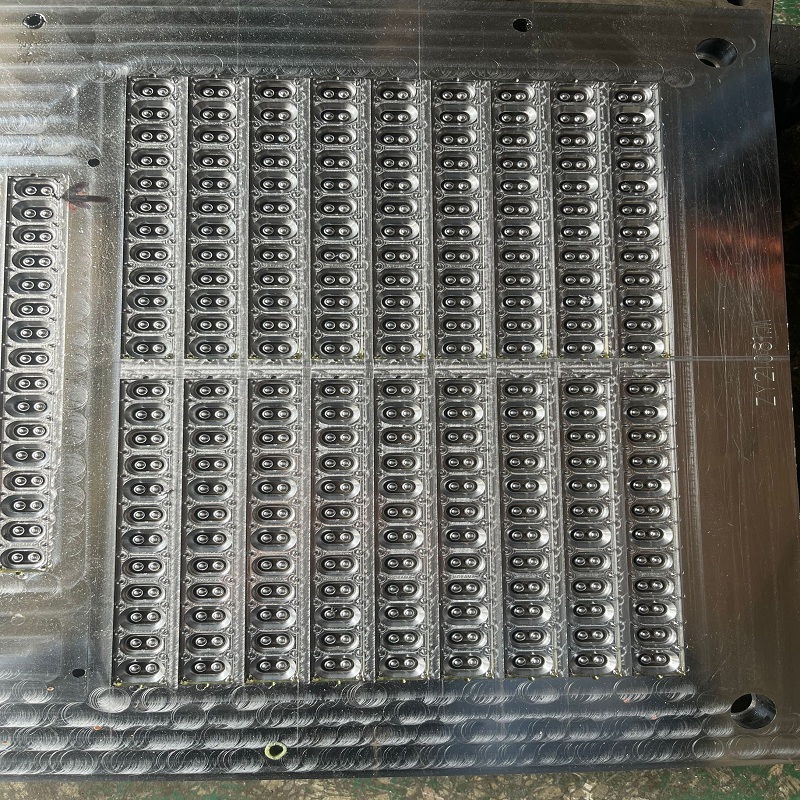 電子鋼琴硅膠按鍵模具制作的問(wèn)題點(diǎn)