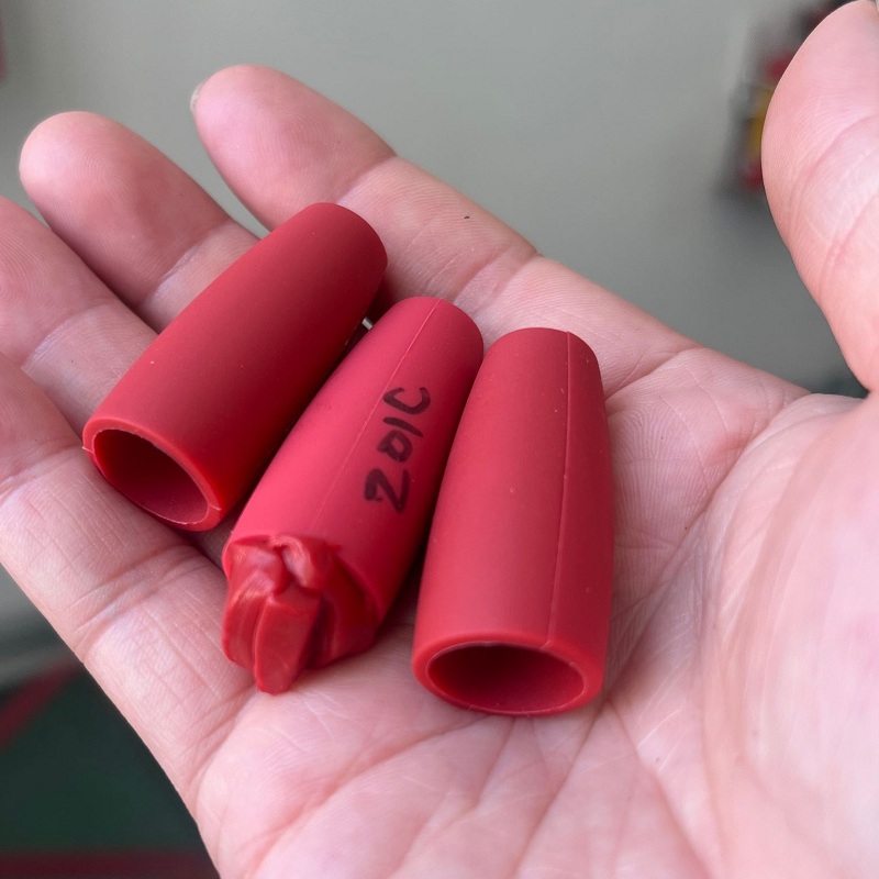 硅膠筆套調(diào)色注意點(diǎn)