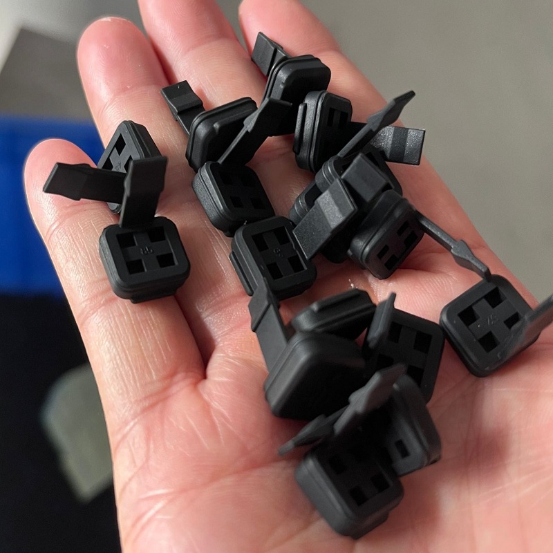 對(duì)講機(jī)USB防塵塞 硅膠USB接口塞種類(lèi)